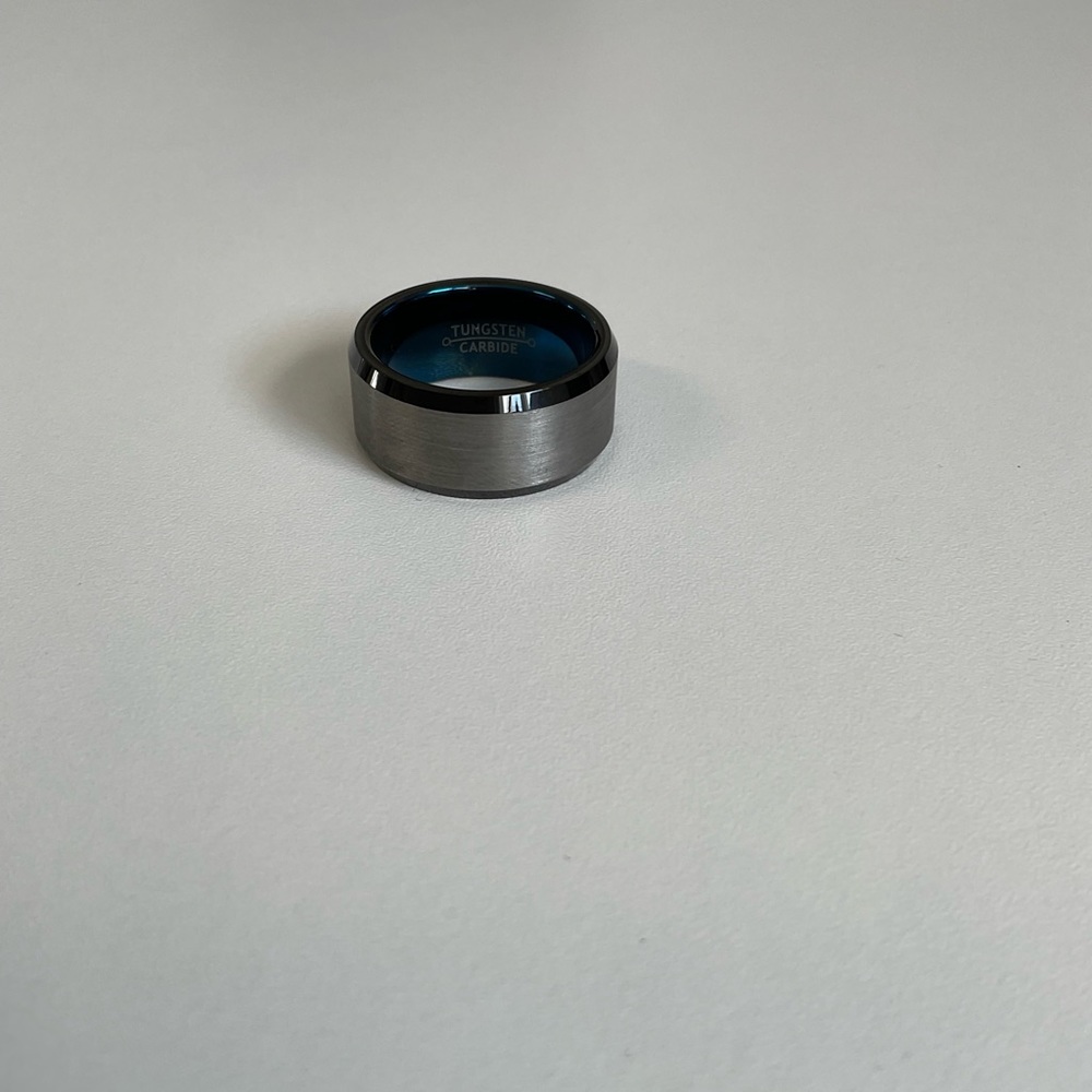 Men’s ring
